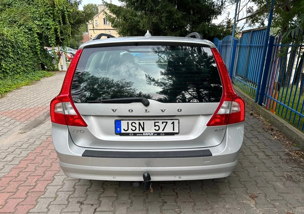 Volvo V70 cena 24900 przebieg: 222826, rok produkcji 2009 z Moryń małe 106
